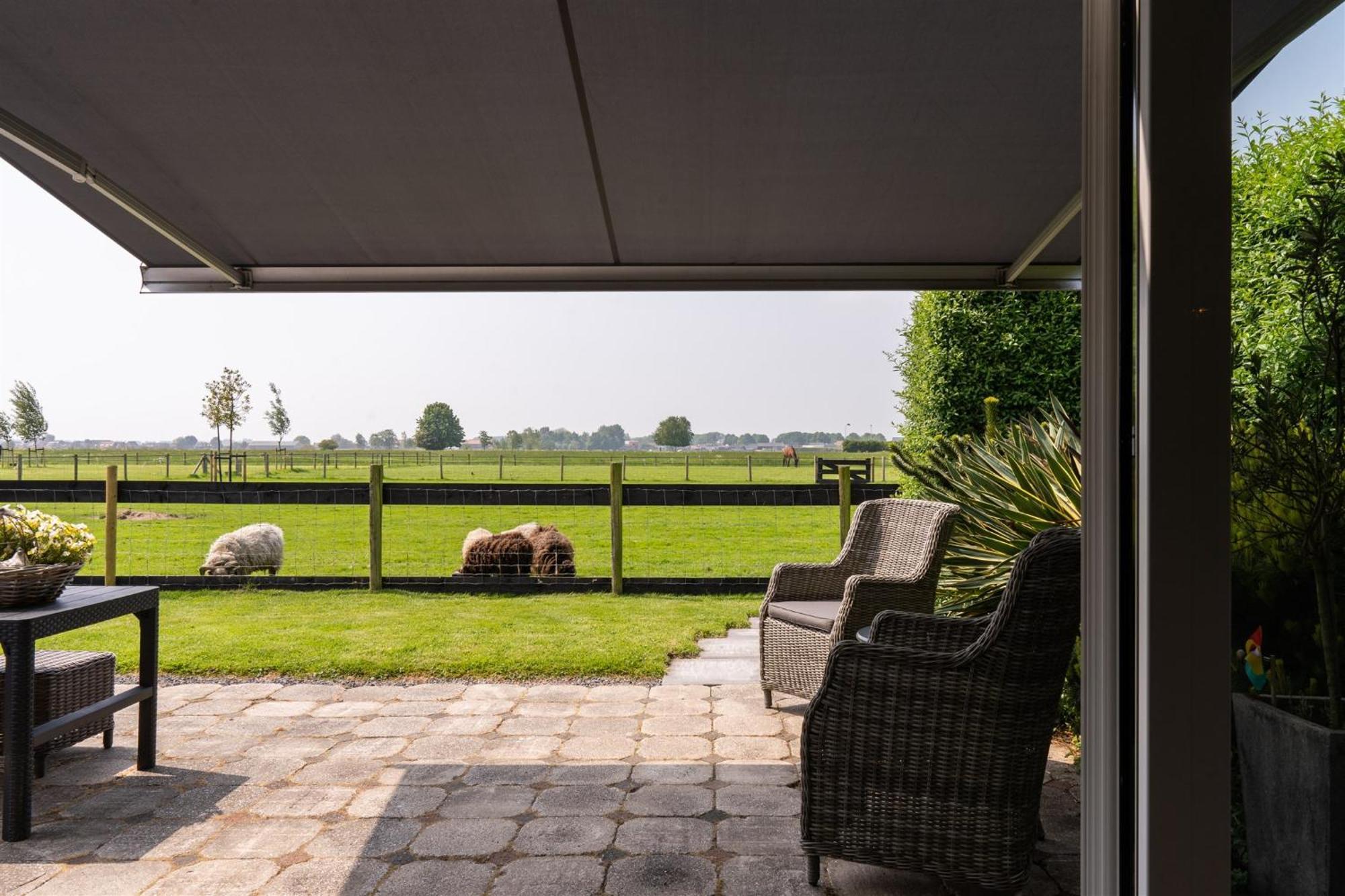 Vakantiewoning Le Garaazje 'S-Gravendeel Zewnętrze zdjęcie